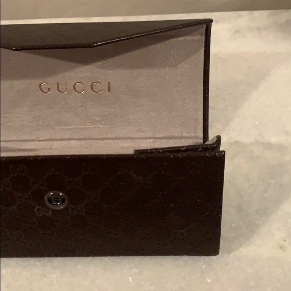 Gucci Case - Picture 3 of 4